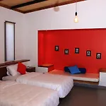 Villa Semut Merah