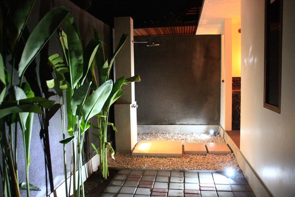Semut Merah Villa