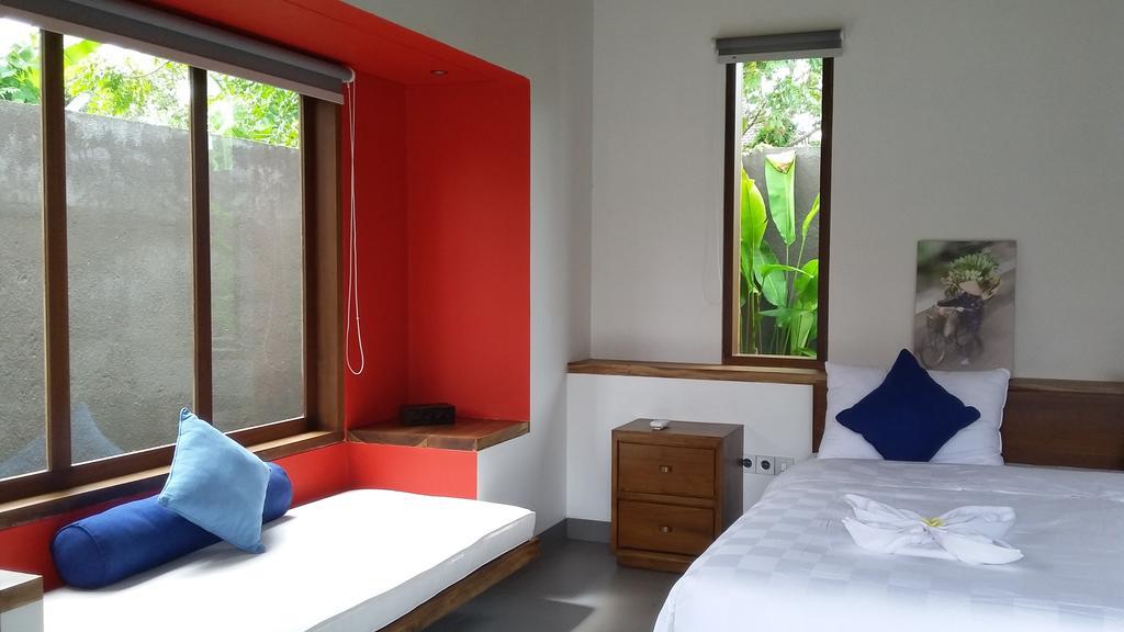 Semut Merah Villa
