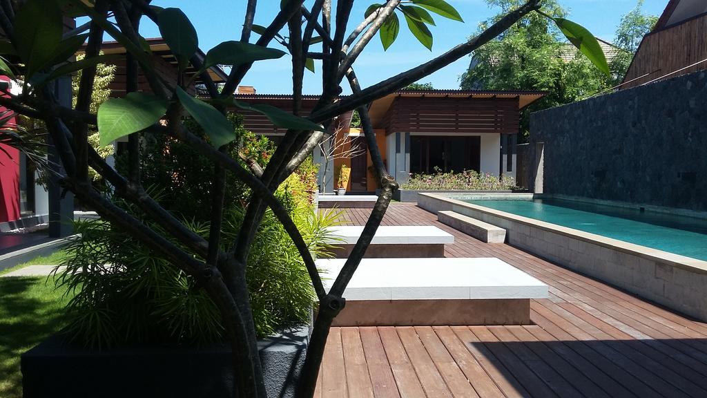 Semut Merah Villa
