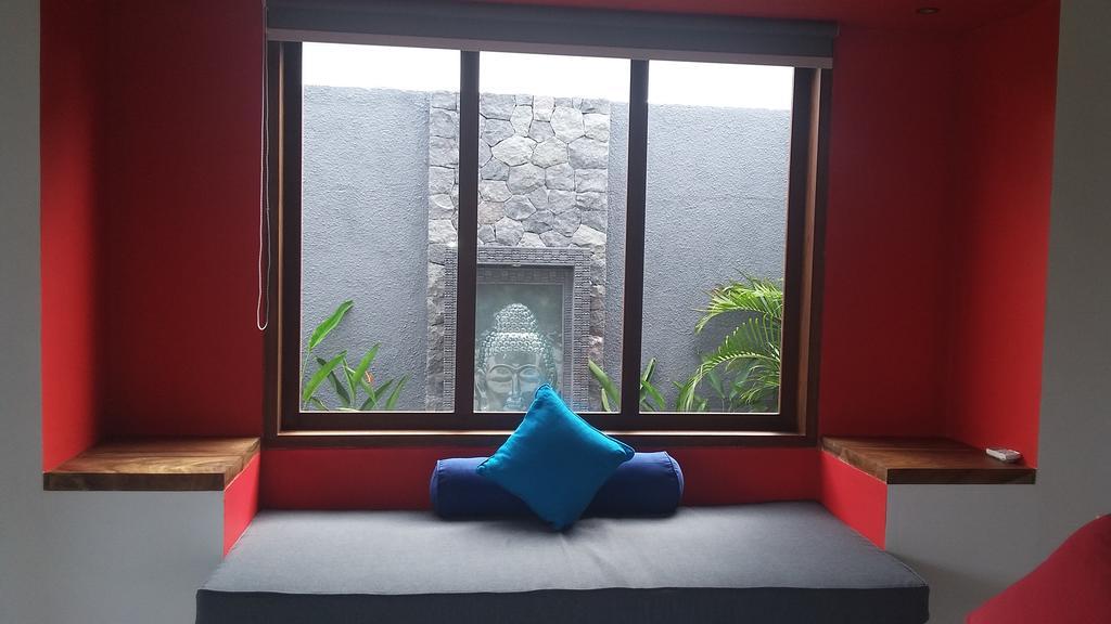 Semut Merah * Sanur (Bali)
